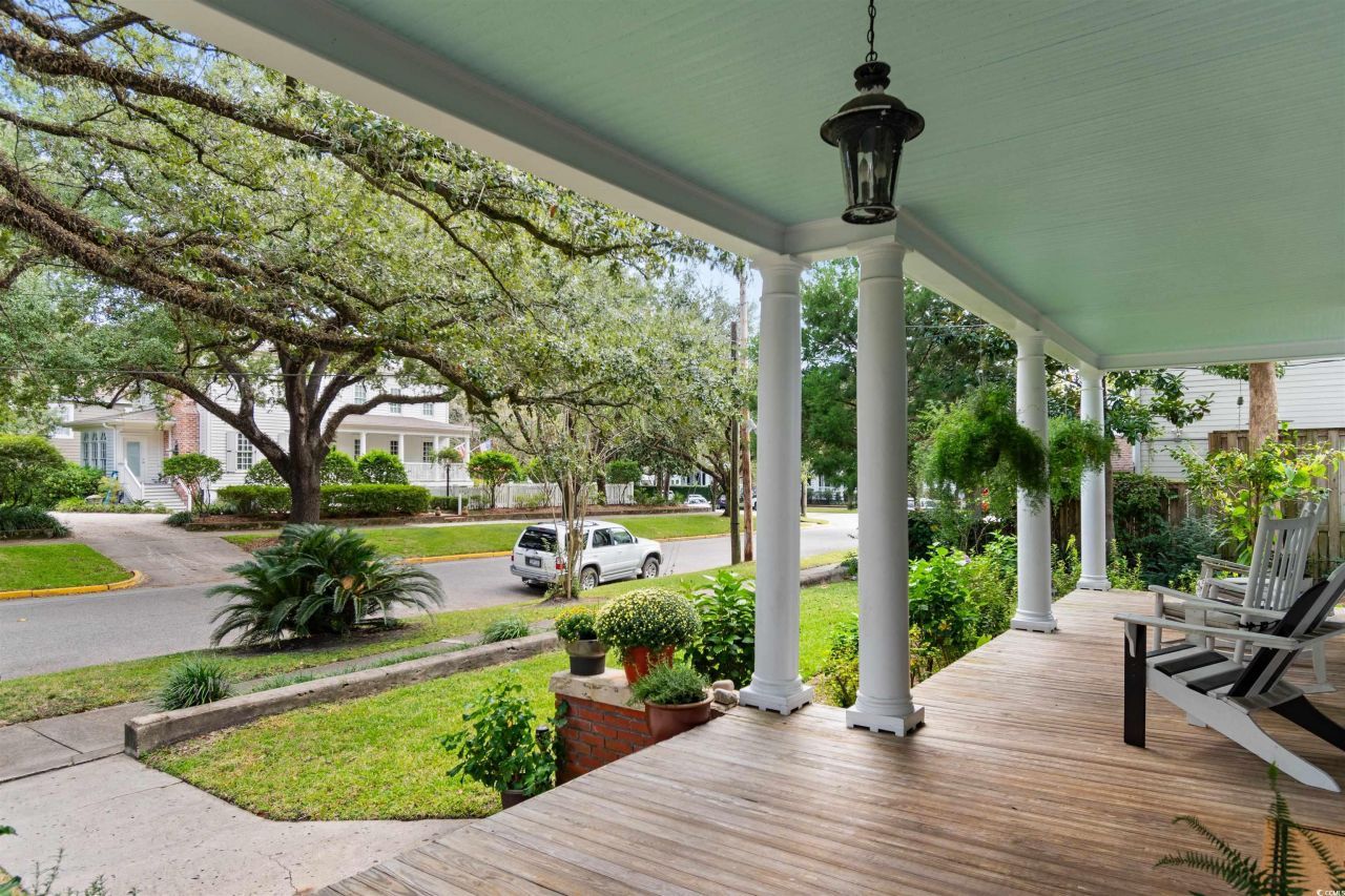 811 Prince St. Photo 4