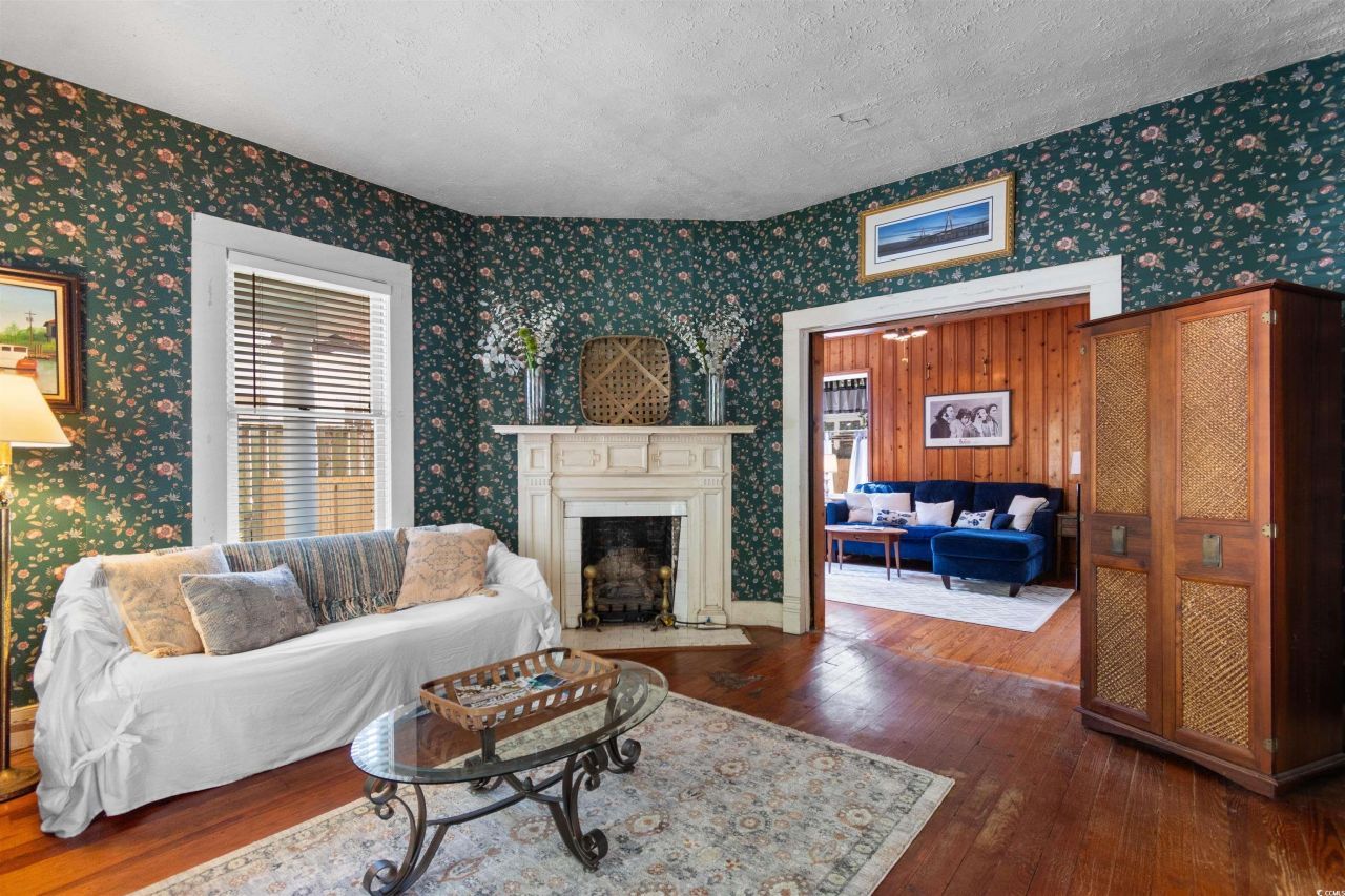 811 Prince St. Photo 9