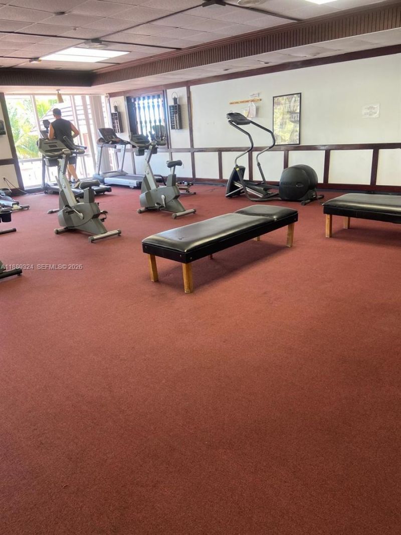 2929 Point East Dr, Unit A108, Aventura, FL 33160 Photo