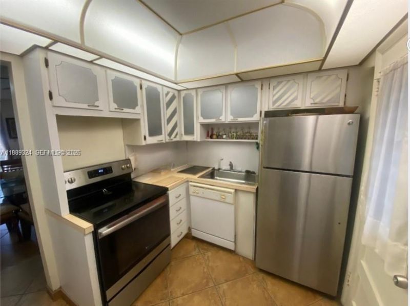 2929 Point East Dr, Unit A108, Aventura, FL 33160 Photo