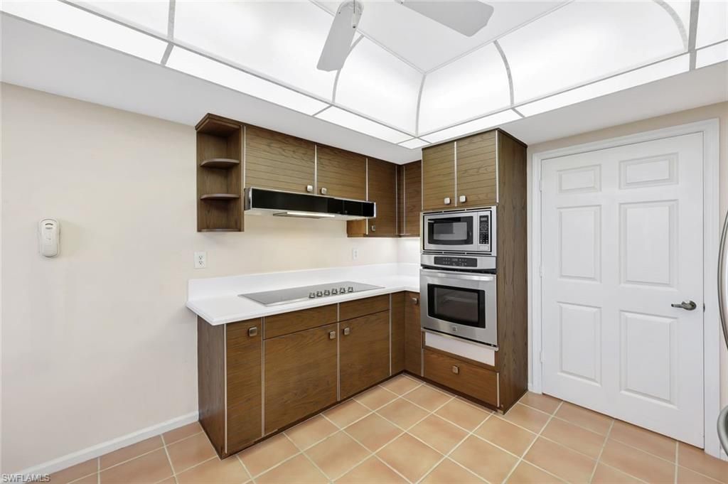 6001 Pelican Bay Blvd, Unit 202, Naples, FL 34108 Photo