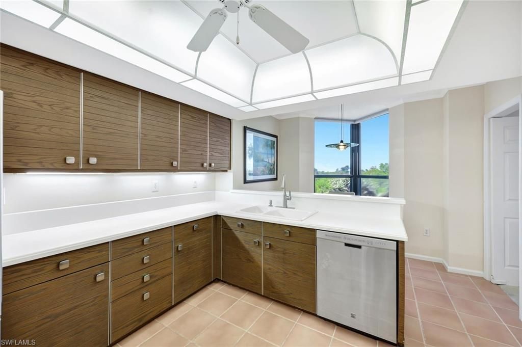 6001 Pelican Bay Blvd, Unit 202, Naples, FL 34108 Photo
