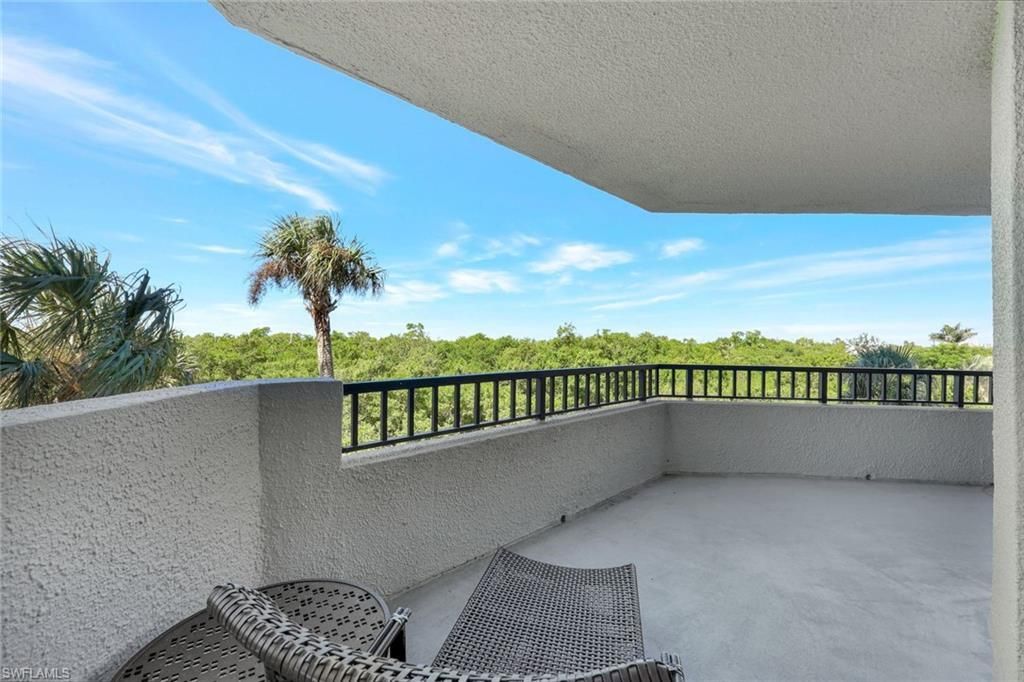 6001 Pelican Bay Blvd, Unit 202, Naples, FL 34108 Photo