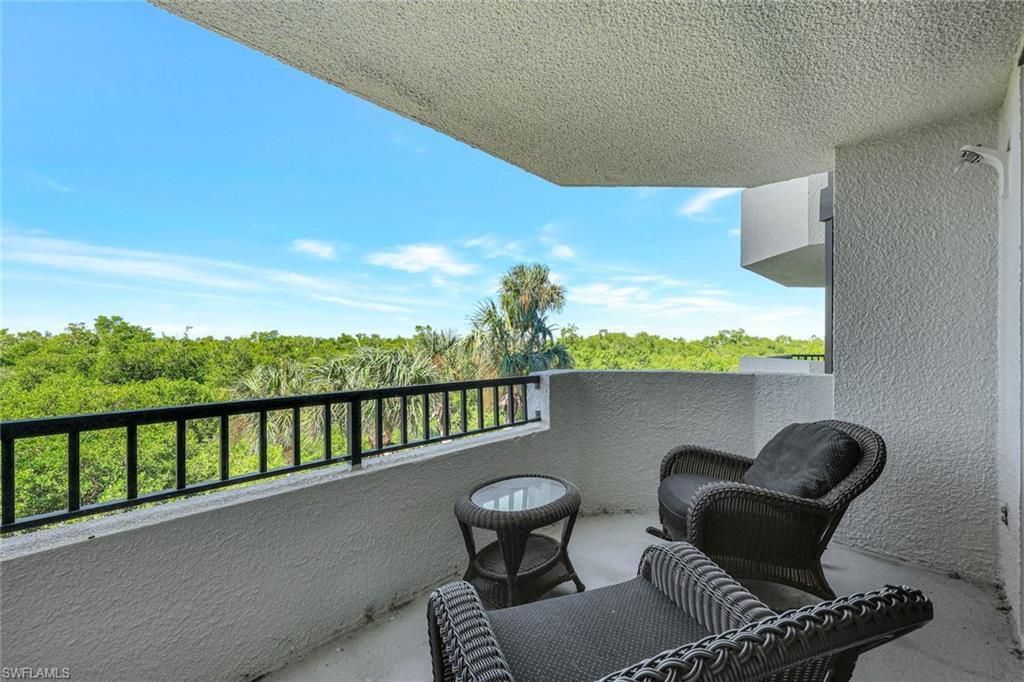 6001 Pelican Bay Blvd, Unit 202, Naples, FL 34108 Photo
