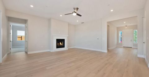 1352 Bear Creek Dr, Rocklin, CA 95765 Photo