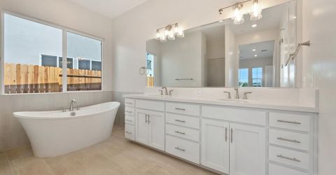 1352 Bear Creek Dr, Rocklin, CA 95765 Photo