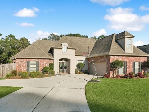 625 FOX BRANCH CROSSING Drive, Madisonville, LA 70447
