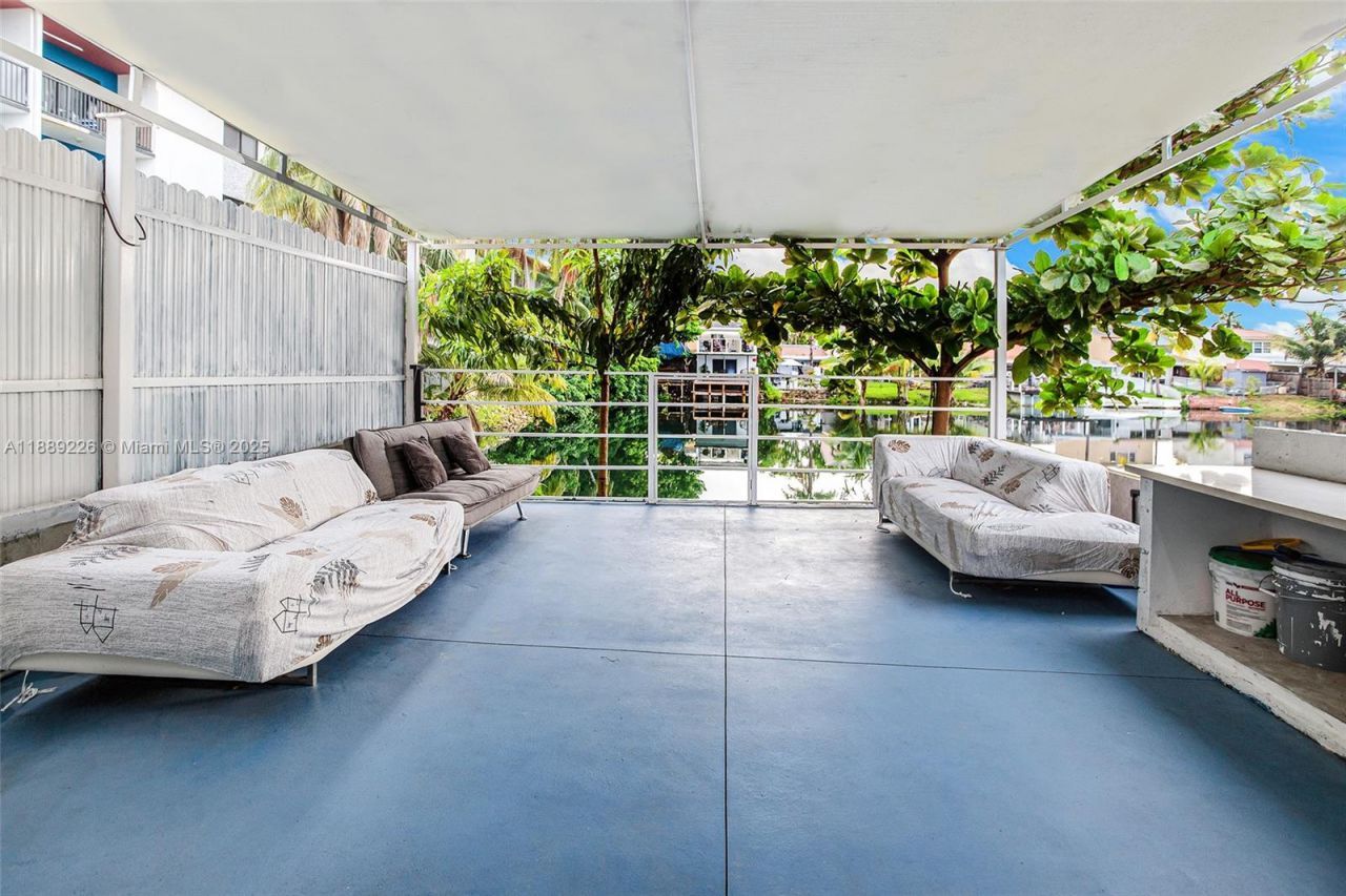 7000 W 15th Ct, Hialeah, FL 33014 Photo