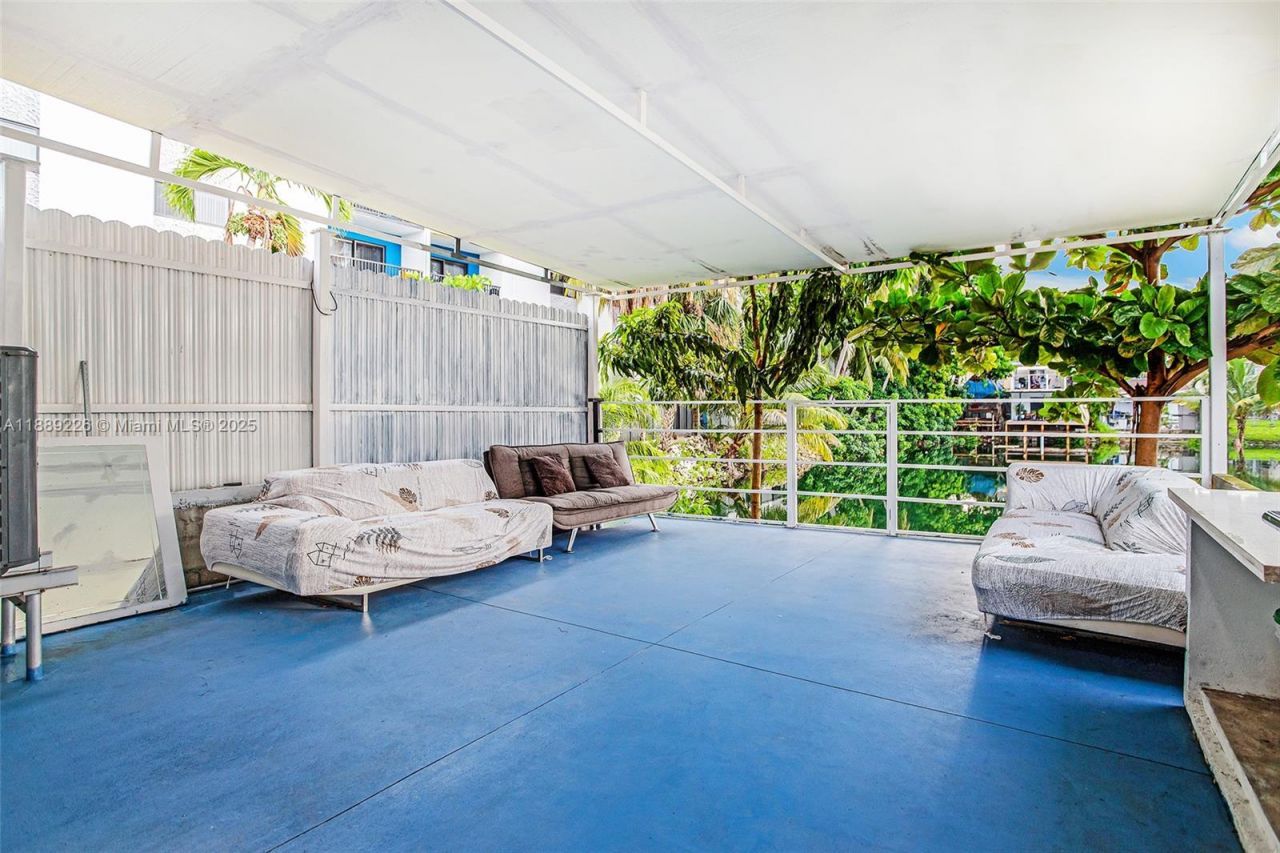 7000 W 15th Ct, Hialeah, FL 33014 Photo