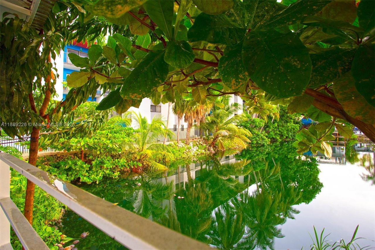 7000 W 15th Ct, Hialeah, FL 33014 Photo