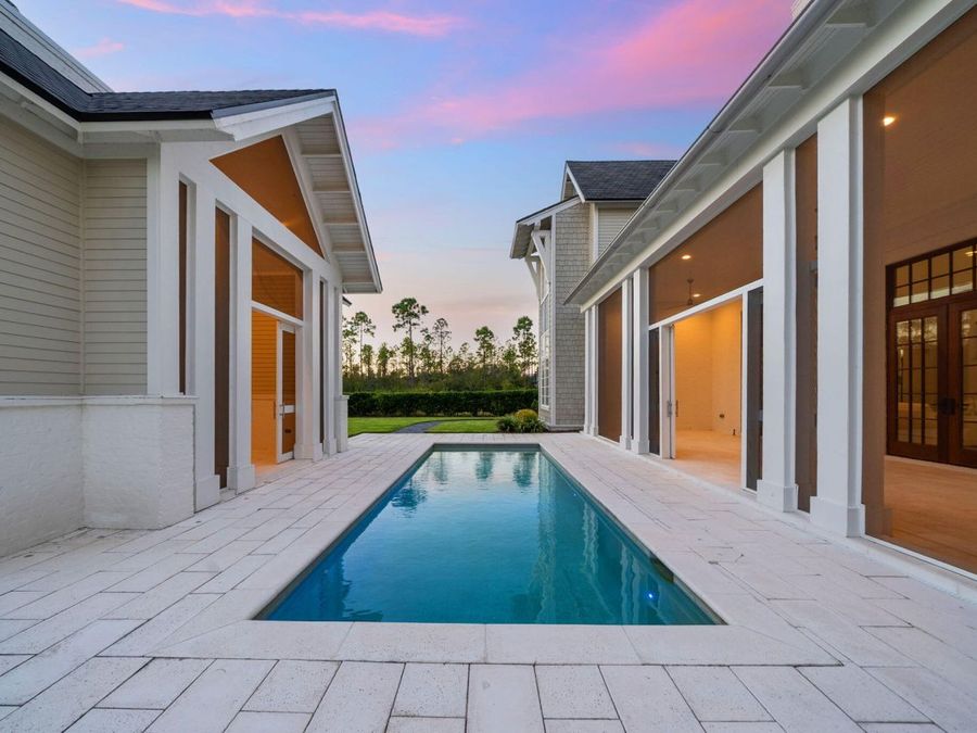 Property Image 100