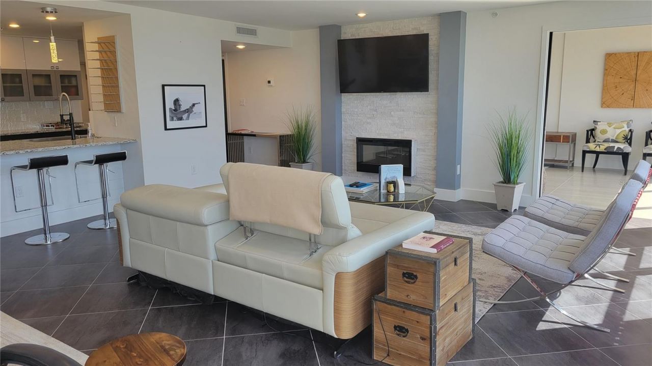 11 Sunset Drive, Unit 304, Sarasota, FL 34236 Photo