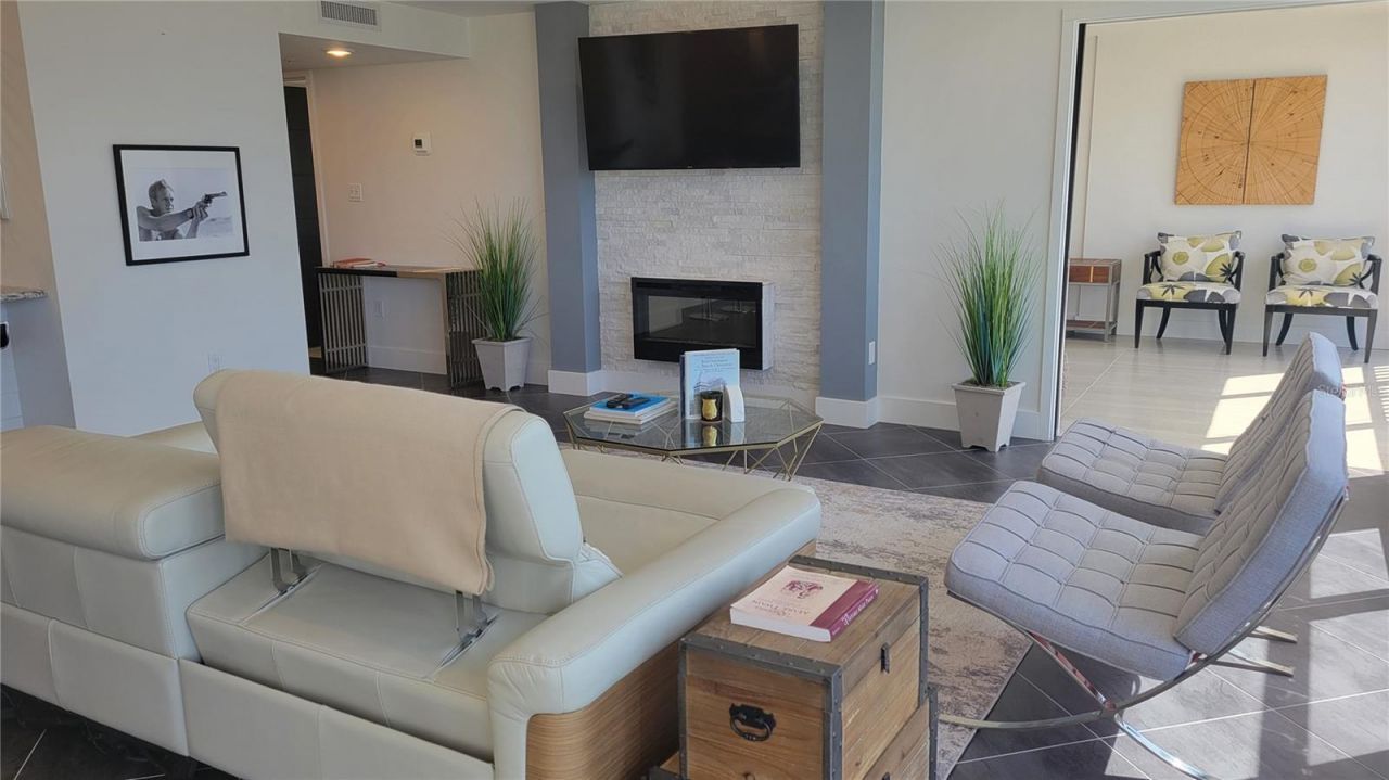 11 Sunset Drive, Unit 304, Sarasota, FL 34236 Photo