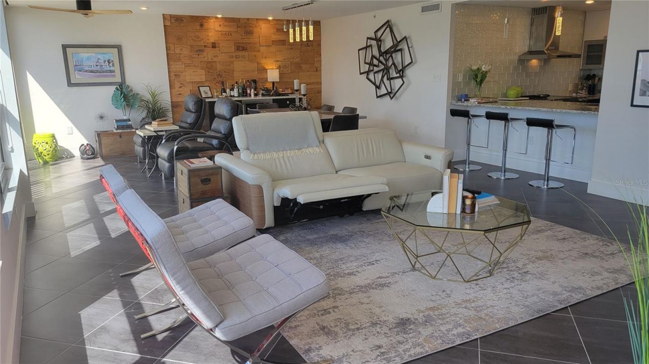 11 Sunset Drive, Unit 304, Sarasota, FL 34236 Photo