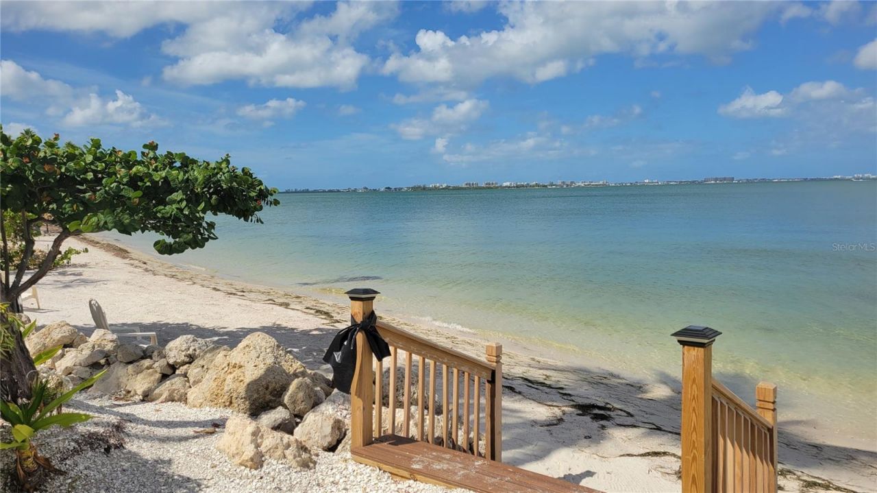 11 Sunset Drive, Unit 304, Sarasota, FL 34236 Photo