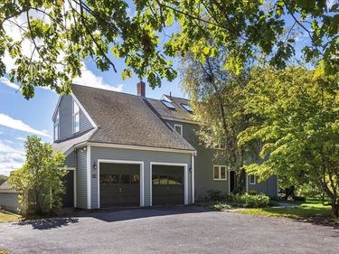 18 Larch Row, Wenham, MA 01984