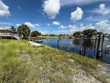 5251 BOARDWALK STREET, HOLIDAY, FL 34690