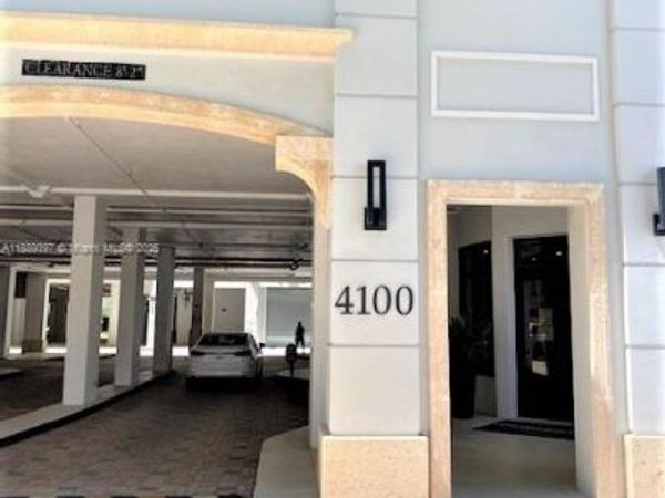4100 Salzedo St, Unit 702, Coral Gables, FL 33146