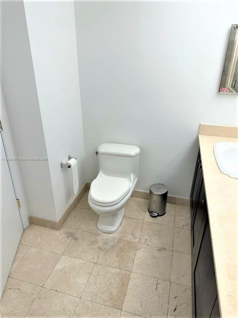 4100 Salzedo St, Unit 702, Coral Gables, FL 33146 Photo