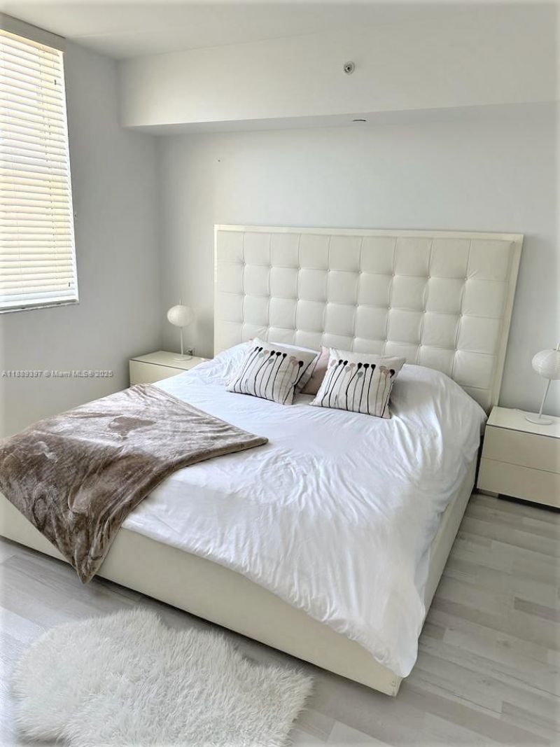 4100 Salzedo St, Unit 702, Coral Gables, FL 33146 Photo