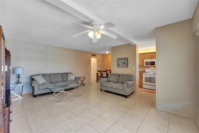 1300 N 12th Court, Unit 7B, Hollywood, FL 33019 Photo