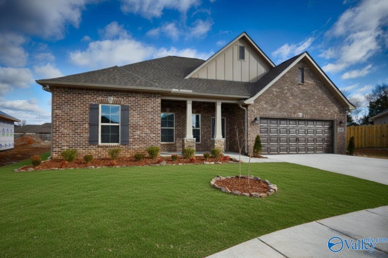 24107 Quints Drive, Athens, AL 35613 Main Photo