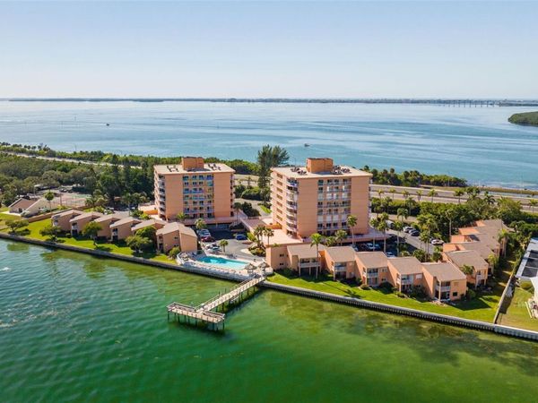 7432 SUNSHINE SKYWAY LANE S, Unit 506, ST PETERSBURG, FL 33711