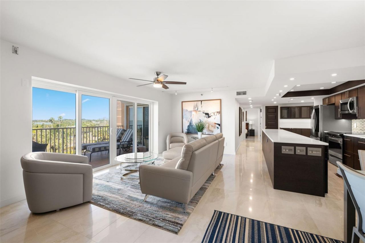 7432 Sunshine Skyway Lane S, Unit 506, Saint Petersburg, FL 33711 Photo