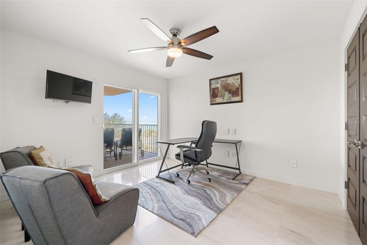 7432 Sunshine Skyway Lane S, Unit 506, Saint Petersburg, FL 33711 Photo