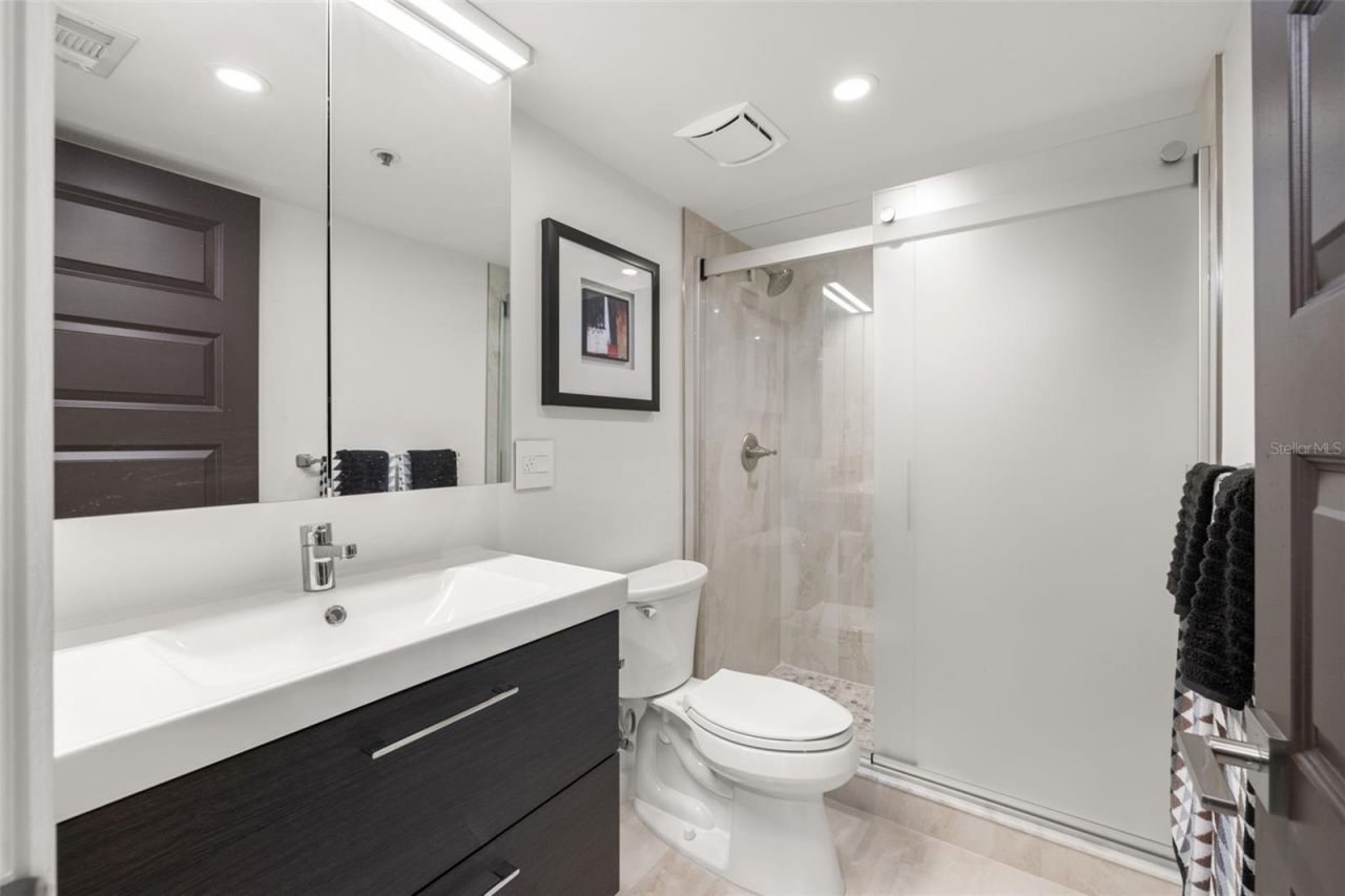 7432 Sunshine Skyway Lane S, Unit 506, Saint Petersburg, FL 33711 Photo