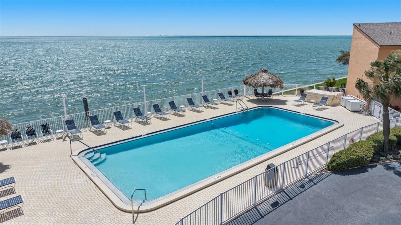 7432 Sunshine Skyway Lane S, Unit 506, Saint Petersburg, FL 33711 Photo