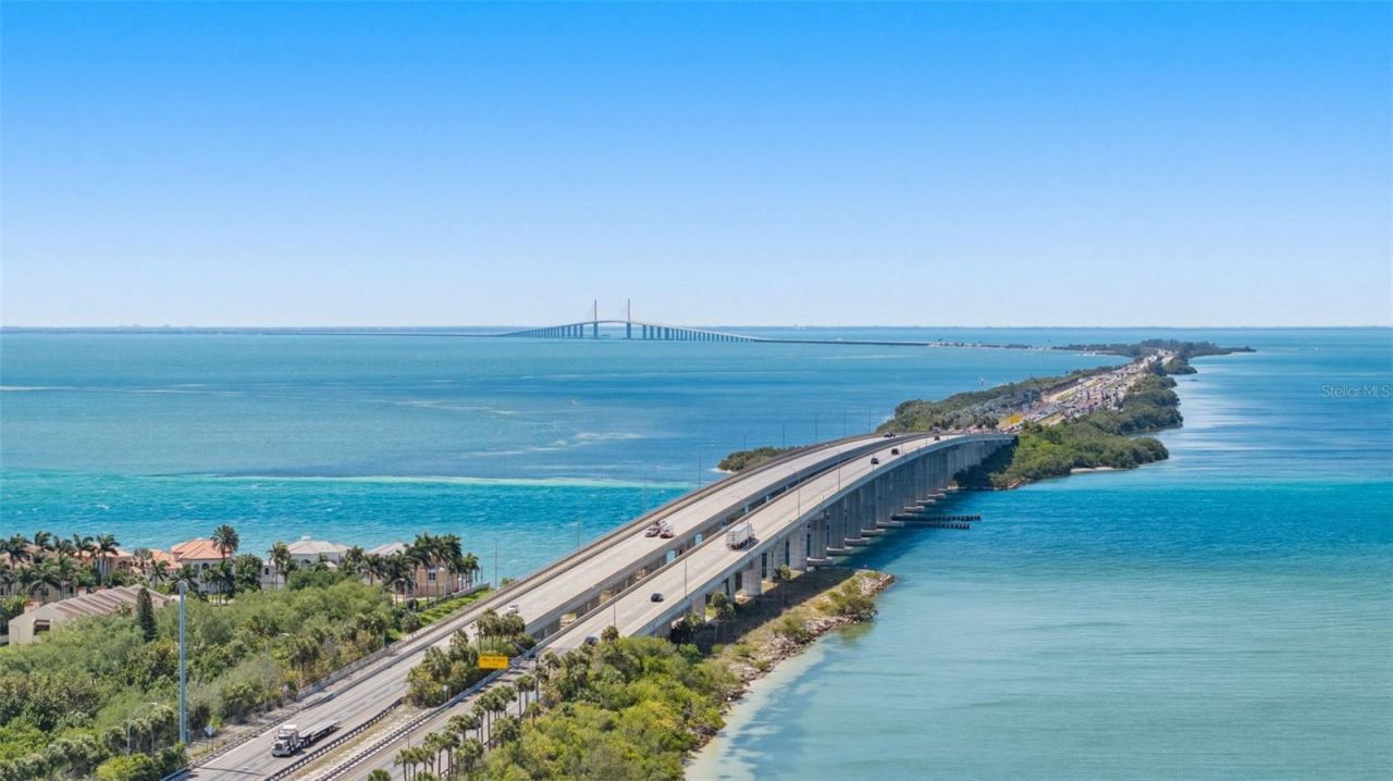7432 Sunshine Skyway Lane S, Unit 506, Saint Petersburg, FL 33711 Photo
