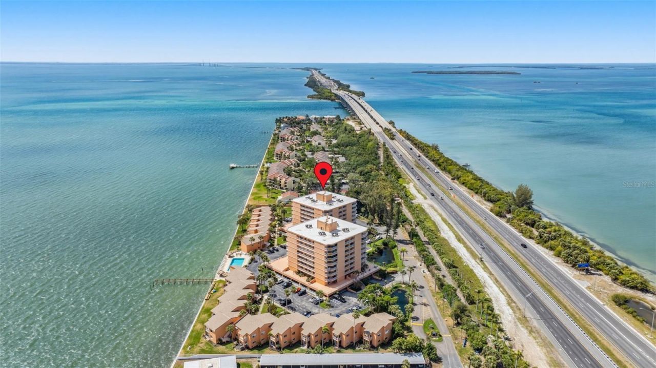 7432 Sunshine Skyway Lane S, Unit 506, Saint Petersburg, FL 33711 Photo