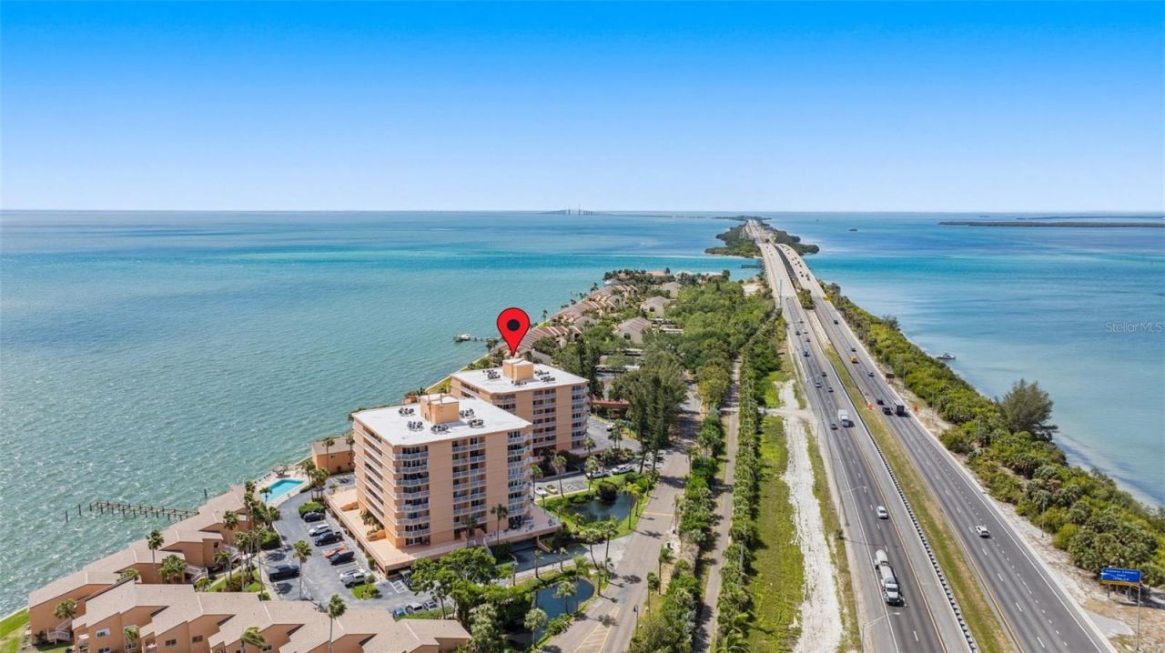 7432 Sunshine Skyway Lane S, Unit 506, Saint Petersburg, FL 33711 Photo