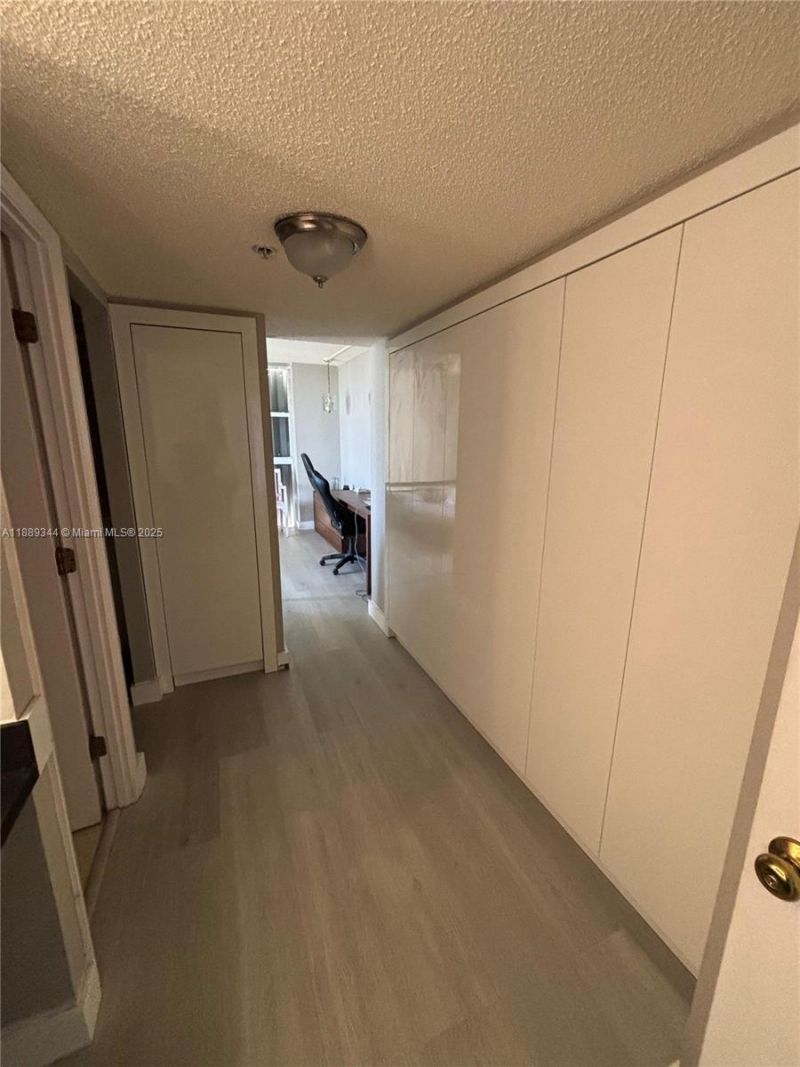 20225 NE 34th Ct, Unit 913, Aventura, FL 33180 Photo