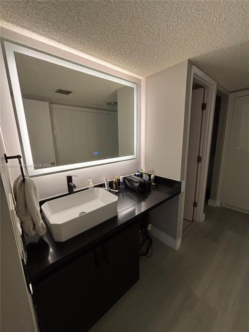 20225 NE 34th Ct, Unit 913, Aventura, FL 33180 Photo