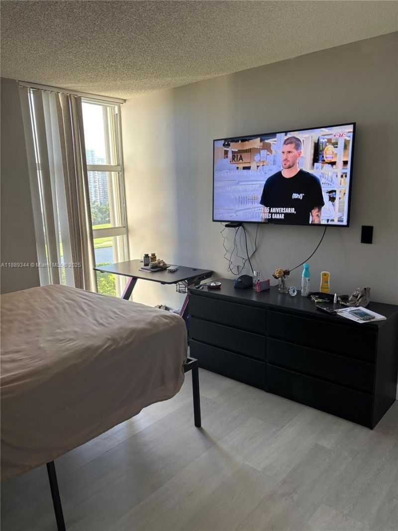 20225 NE 34th Ct, Unit 913, Aventura, FL 33180 Photo