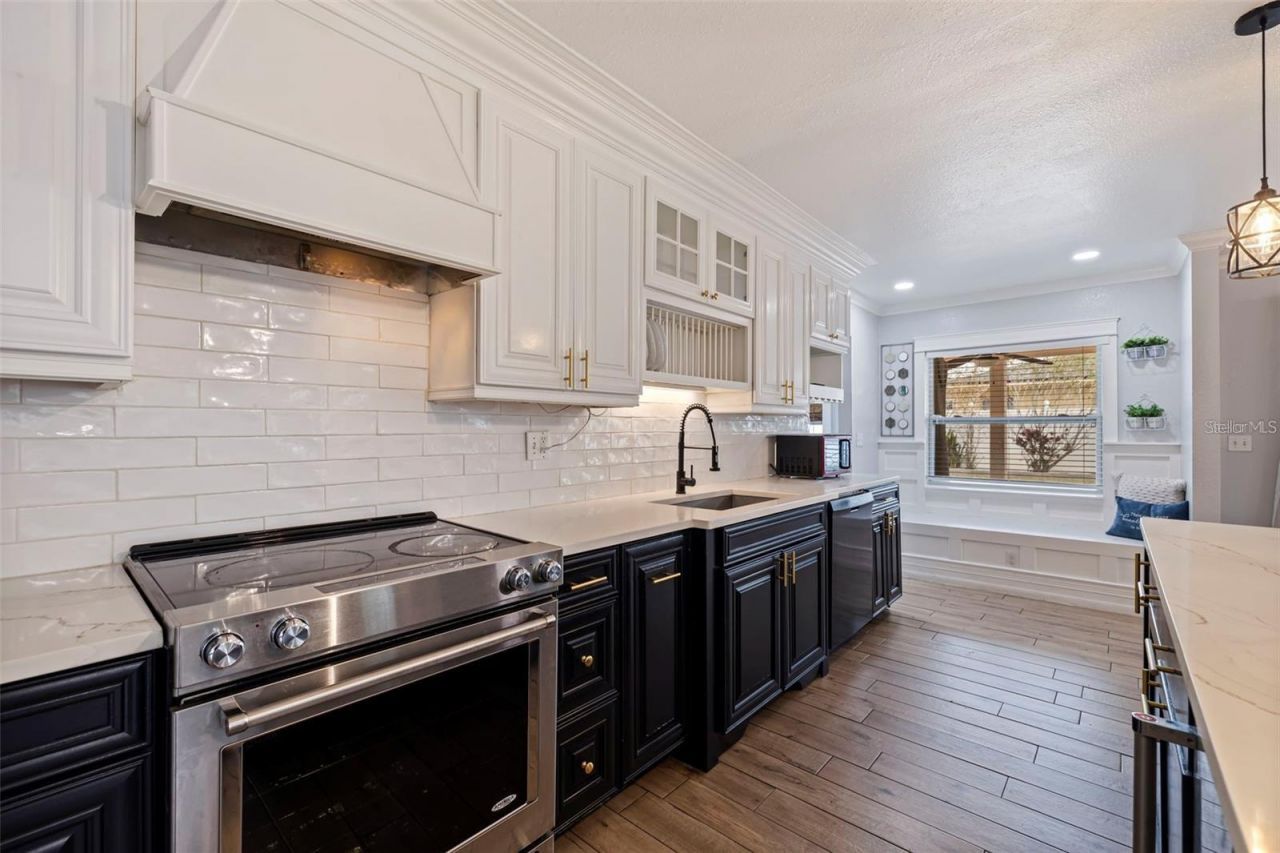 2790 Pinellas Point Drive S, Saint Petersburg, FL 33712 Photo