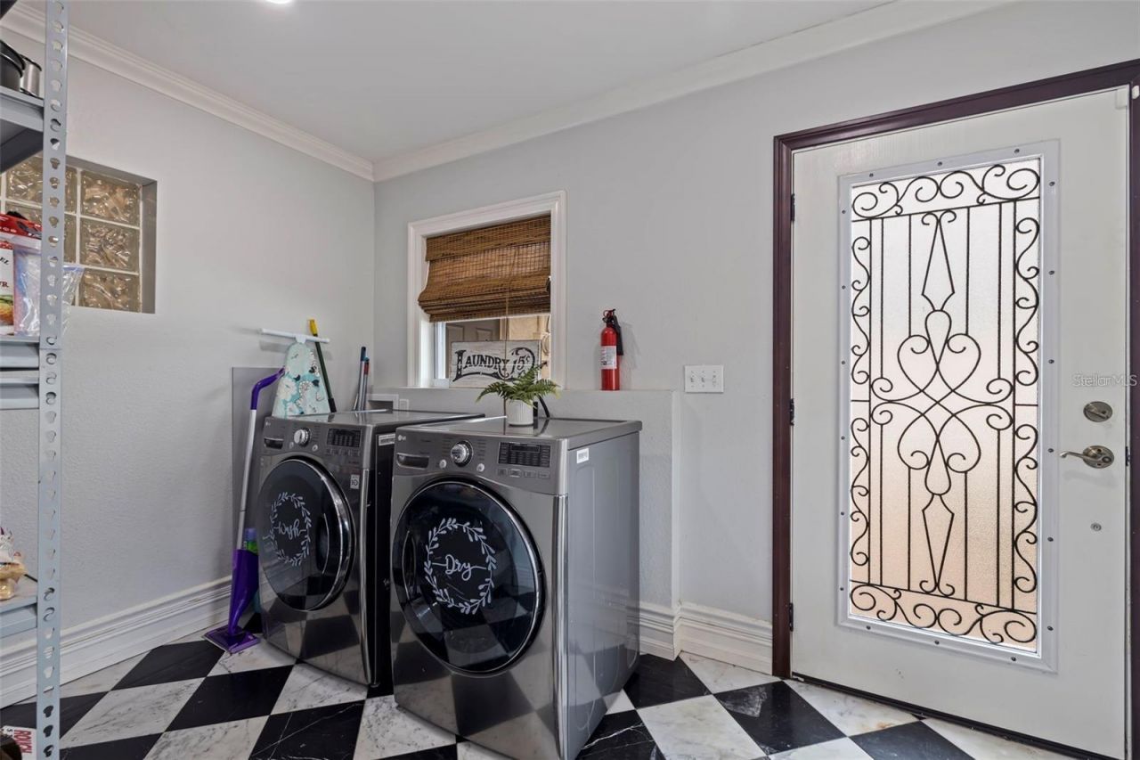 2790 Pinellas Point Drive S, Saint Petersburg, FL 33712 Photo