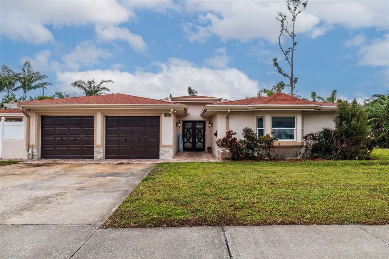 2790 Pinellas Point Drive S, Saint Petersburg, FL 33712 Photo