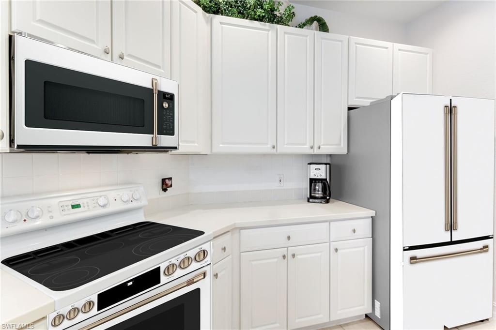 5609 Harbour Cir, Cape Coral, FL 33914 Photo