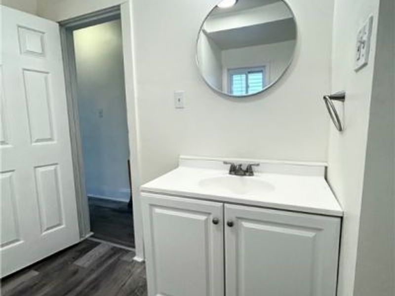 10009 Parmelee Avenue, Cleveland, OH 44108 Photo 16