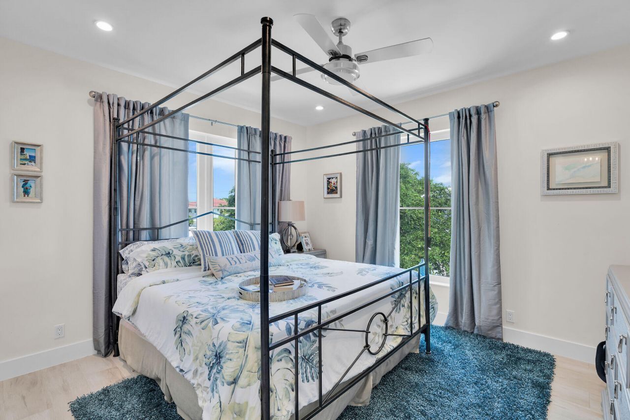 261 W Seaview Drive, Duck, FL 33050 Photo