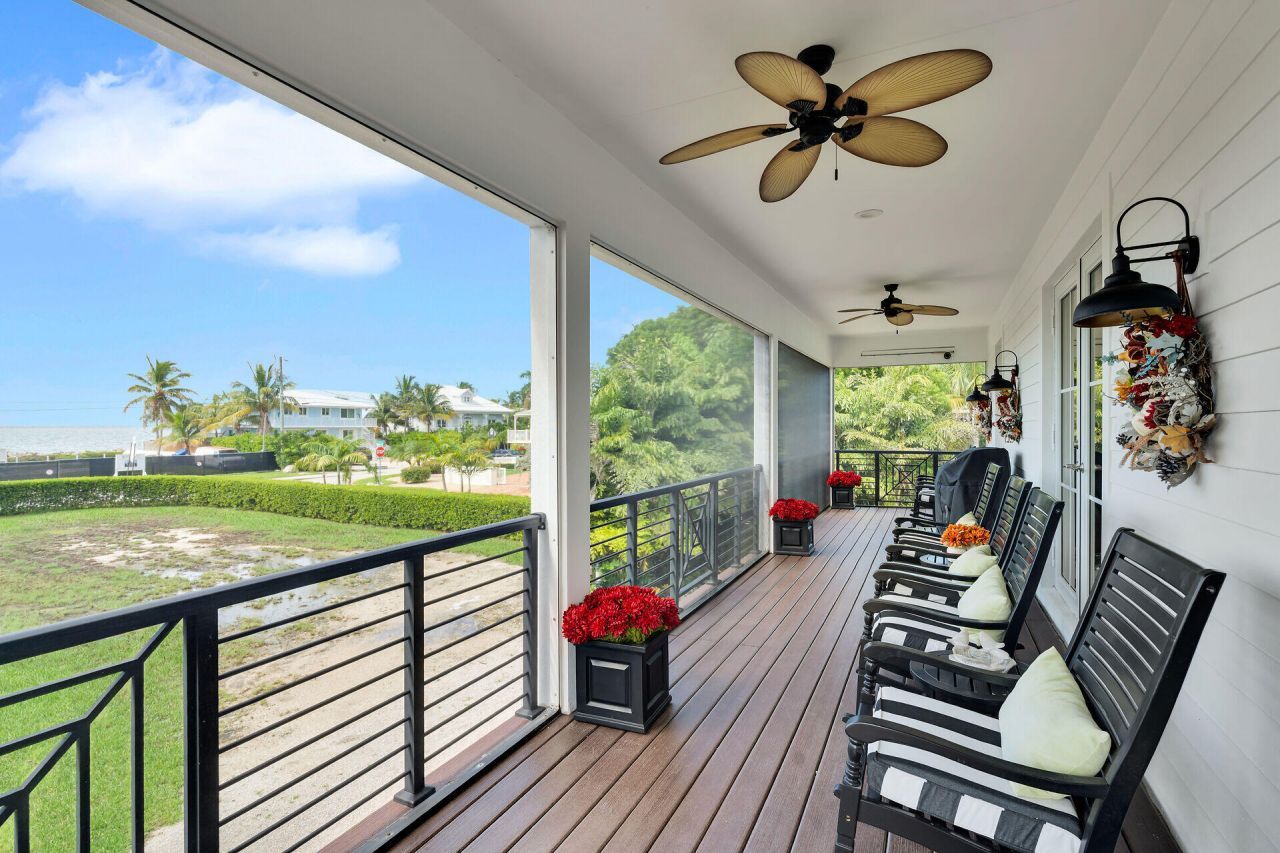 261 W Seaview Drive, Duck, FL 33050 Photo