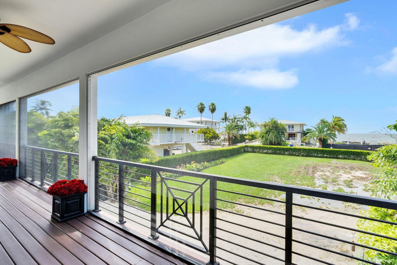 261 W Seaview Drive, Duck, FL 33050 Photo