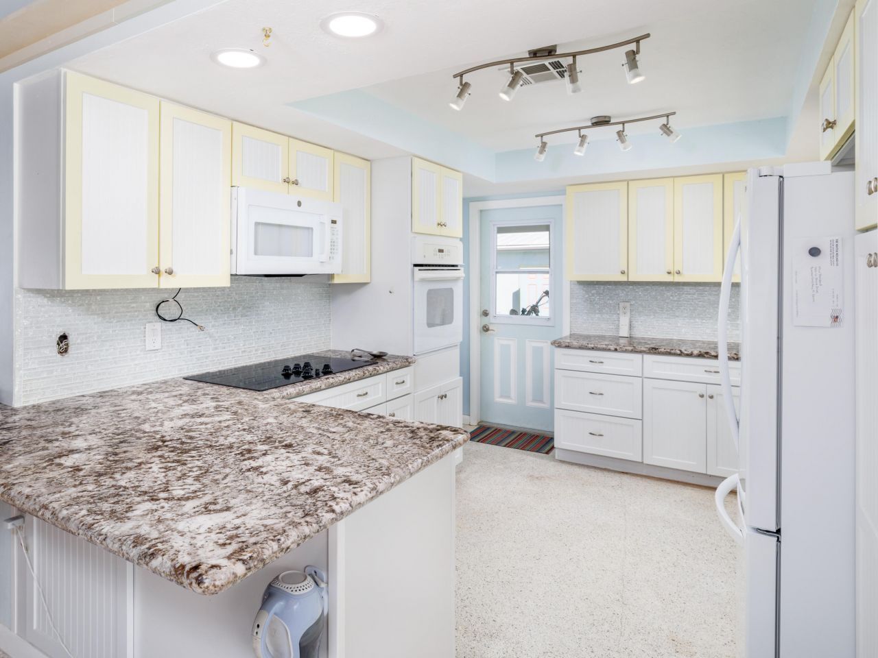 466 W Shore Drive, Summerland Key, FL 33042 Photo