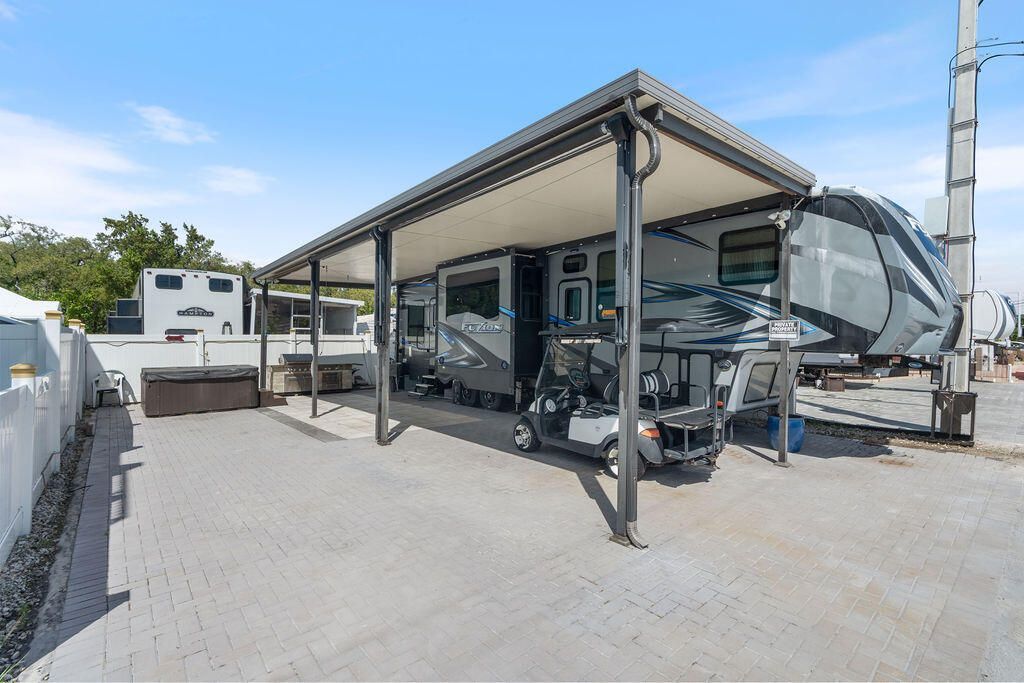 325 Calusa Street, Unit 351, Key Largo, FL 33037 Photo