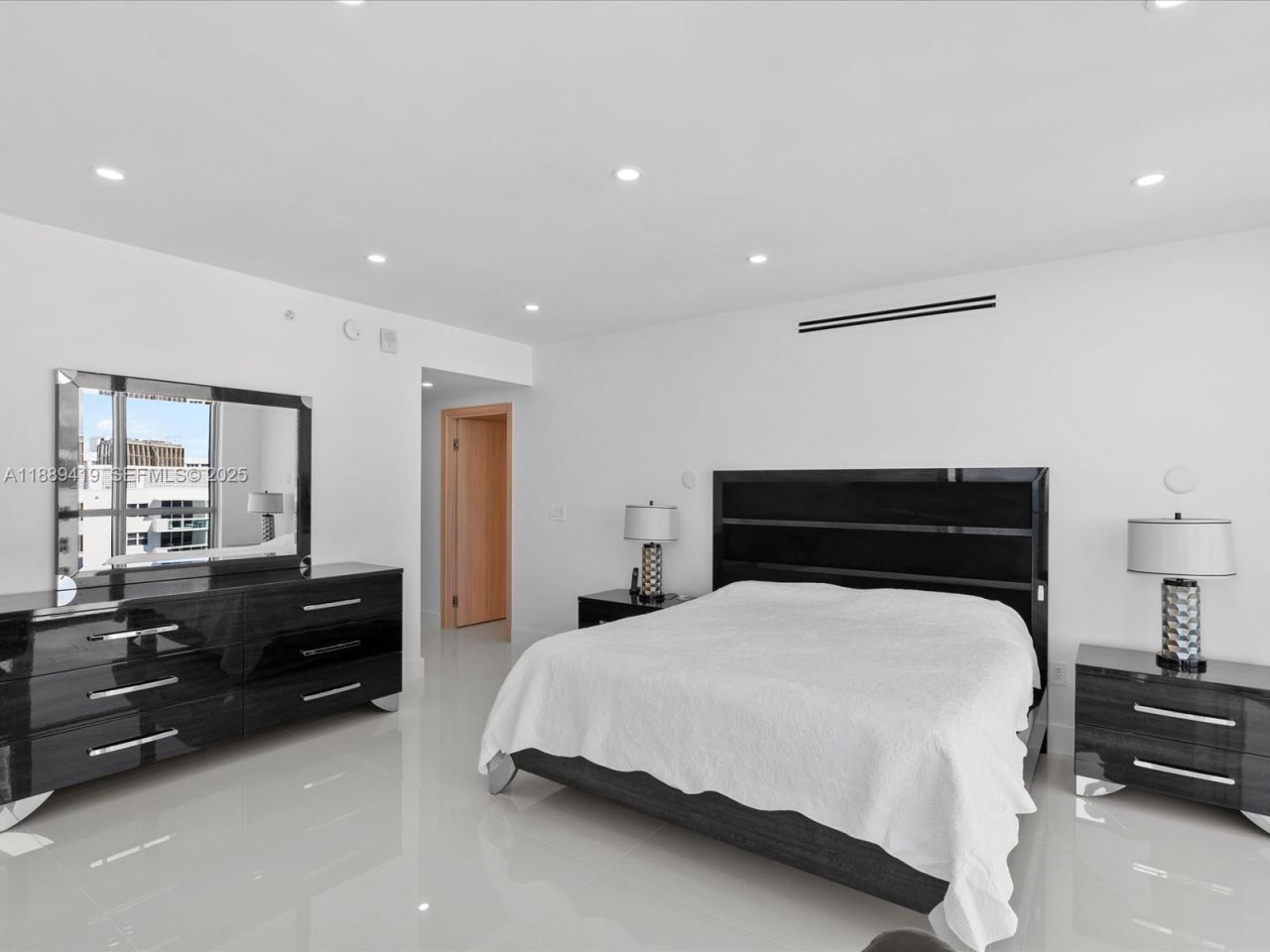 3101 S Ocean Dr, Unit 1608, Hollywood, FL 33019 Photo