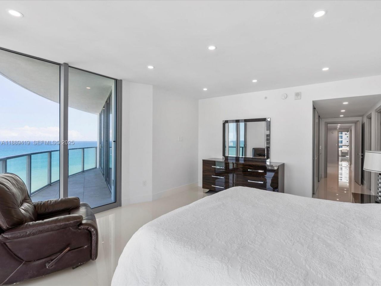 3101 S Ocean Dr, Unit 1608, Hollywood, FL 33019 Photo