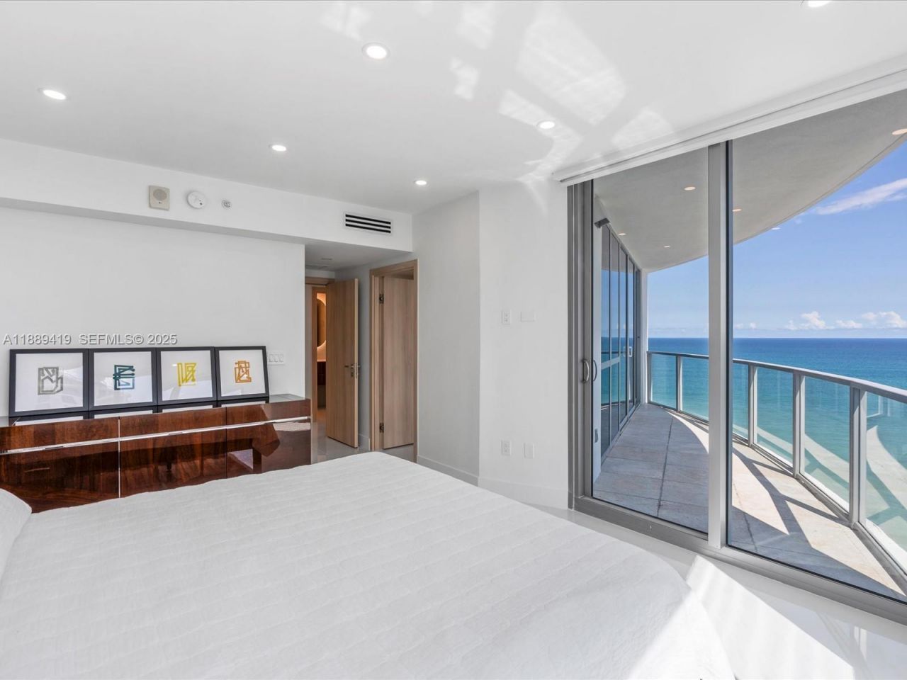 3101 S Ocean Dr, Unit 1608, Hollywood, FL 33019 Photo